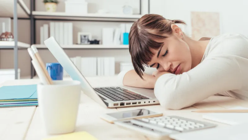 Comment mettre en place la sieste au travail et quels sont ses bienfaits ?